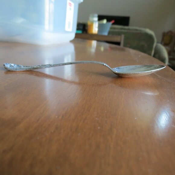 Chantelaine (1894) by Lunt Silver Teaspoon Sterling "Arthur 1895" In Bowl - Picture 9 of 9